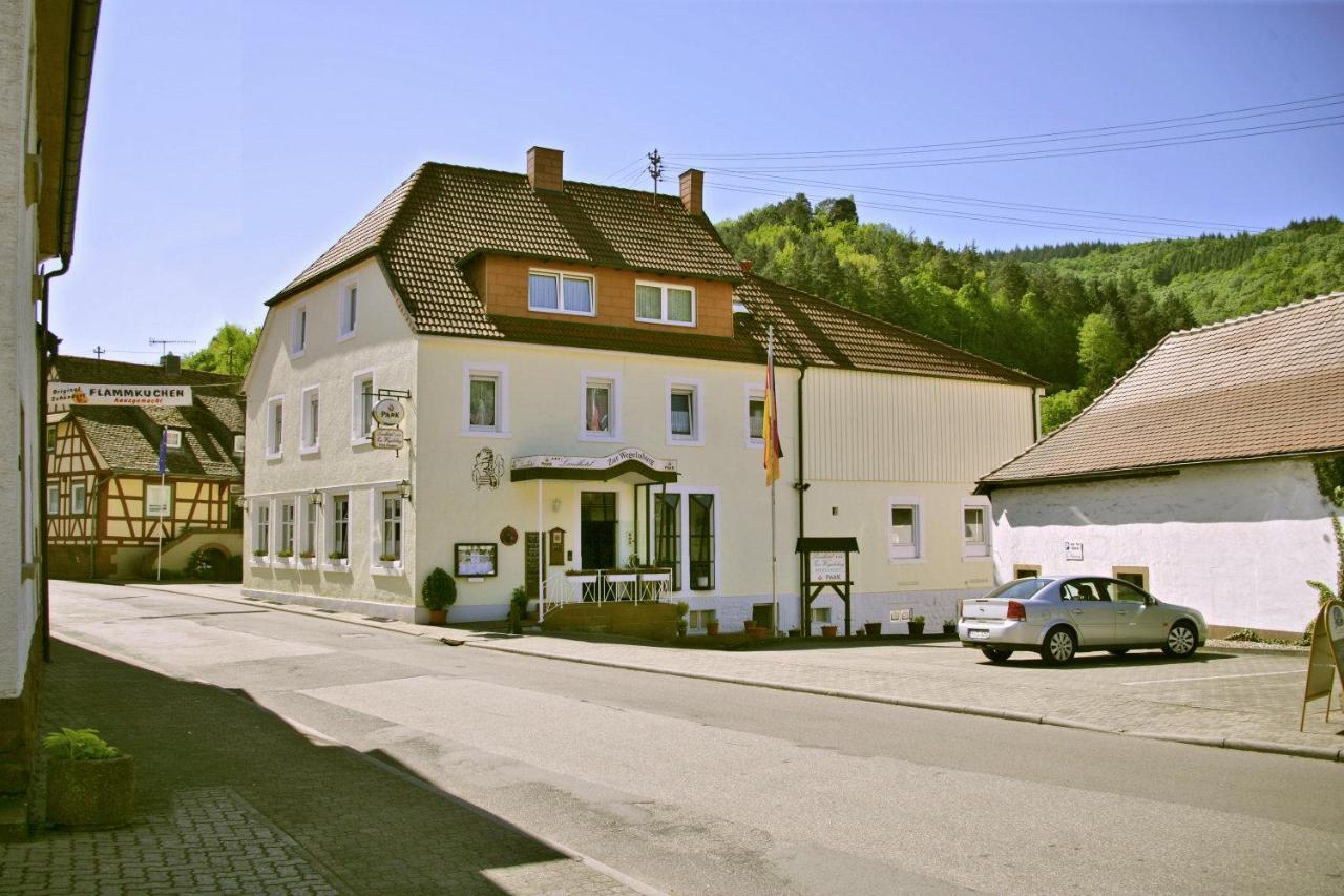 Landhotel Zur Wegelnburg Bruchweiler-Barenbach Bagian luar foto