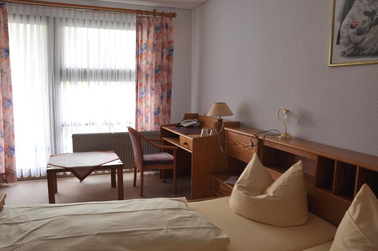 Landhotel Zur Wegelnburg Bruchweiler-Barenbach Bagian luar foto